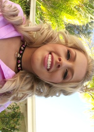 Zoey Monroe